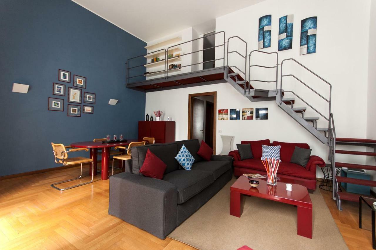 Fancy Blue Duomo Duplex Apartement Milano Eksteriør bilde
